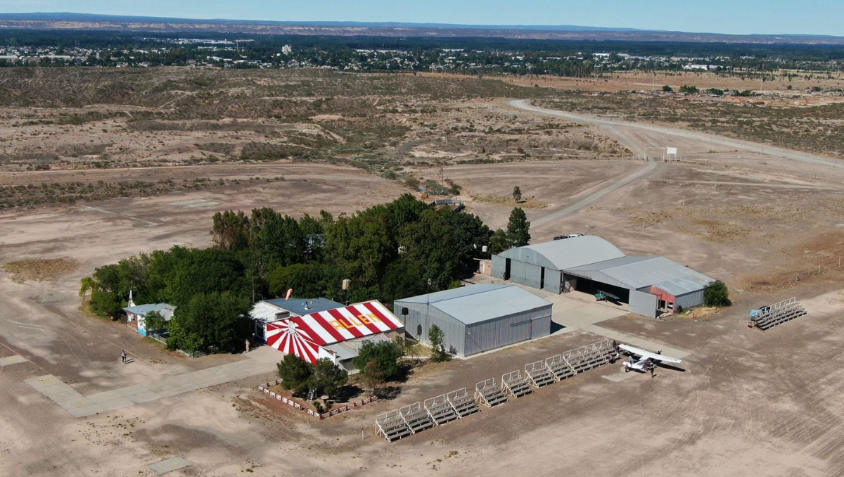 El domingo, 50 niños disfrutarán de volar sobre el Alto Valle gracias a una nueva actividad solidaria del Aeroclub de Allen.