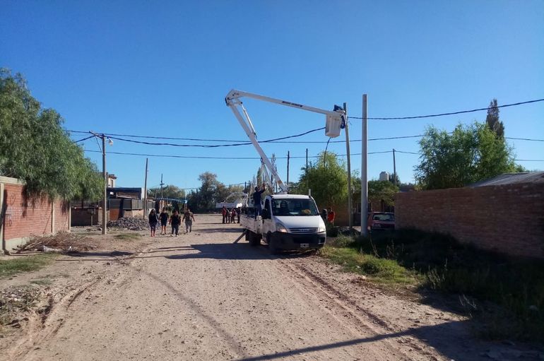 Barrio Obrero: van por el alumbrado público