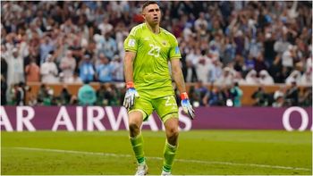 el tremendo posteo del dibu martinez por la nueva ley anti dibu en los penales