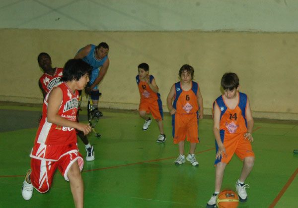 El Regional es una fiesta de básquet y amistad