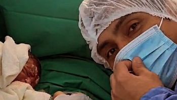 Jonatan Gil, el docente que enviudó y a quien toda una comunidad educativa ayudó con una colecta en Santa Cruz.