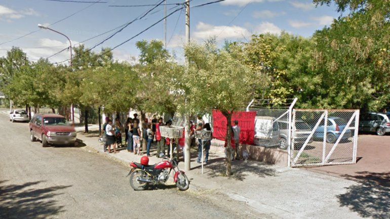 Trabajadores del Ministerio de Desarrollo Social protestan por sueldos atrasados