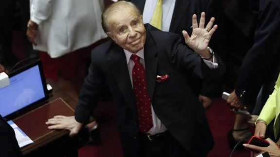 Volvieron a internar a Menem: está en terapia intensiva