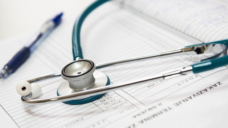 La medida contra el médico fue informada por el Consejo Médico General (GMC). Foto ilustrativa
