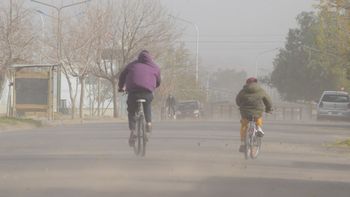 Regirá una alerta por viento en Neuquén y parte de la provincia.