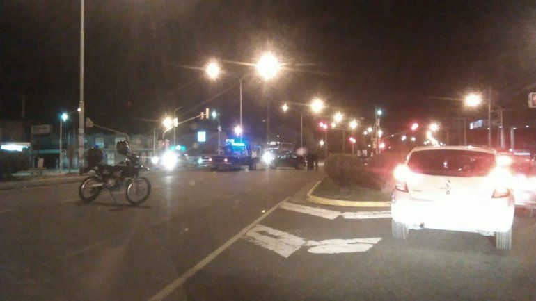 Plottier: un cadete de la Policía atropelló a una joven que está al borde de la muerte