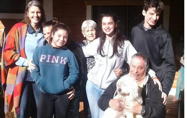 Juan junto a su hermosa familia.