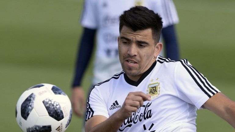 Con Acuña, sin Messi y varias sorpresas, Scaloni dio la lista