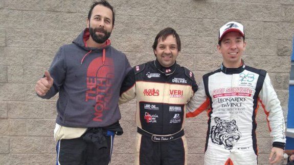Delvas, Bender (izquierda) y Alessi (derecha), el podio de la Gol.