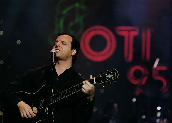 Cacho Castaña no estará presente en la Fiesta Homenaje a la Pera