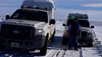 salud asistio un parto prematuro en plena nevada
