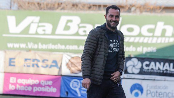 Alecha es oficialmente el técnico de la primera local de Cipo. Estoy muy cómodo en el lugar que ocupo, repitió.