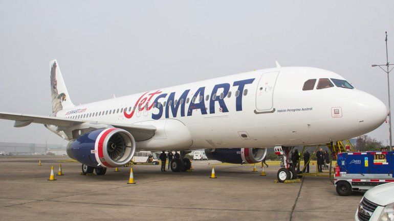 Duró poco: la low cost JetSmart suspendió los vuelos de Neuquén a Córdoba y Mendoza