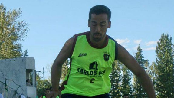 El cipoleño Midolini juega como marcador central en Argentinos del Norte.
