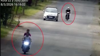 Los dos motociclistas fueron descubiertos por personal del 911. Tras un seguimiento lograron atraparlos. Uno de los rodados había sido robado en Neuquén.&nbsp;