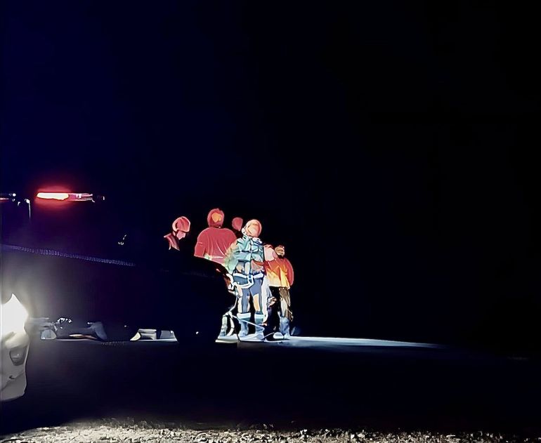 Según las primeras pericias, la víctima habría muerto a causa de una brutal golpiza, que le provocó graves heridas en el rostro y la cabeza. Según las primeras pericias, la víctima habría muerto a causa de una brutal golpiza, que le provocó graves heridas en el rostro y la cabeza.