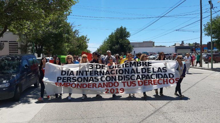 Cipoleños marcharon en el Día Internacional de las Personas con Discapacidad