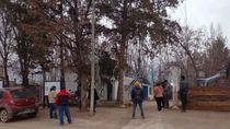 ocupantes de tierras solicitaron conexion electrica