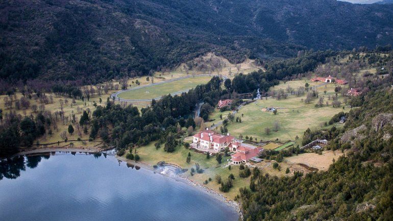 Fernández y Carreras analizan el acceso a Lago Escondido