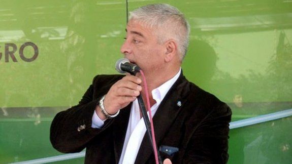 Prometen contrato para los 391 becados de Desarrollo Social