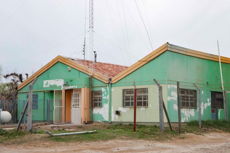 El ataque vandálico preocupa a los vecinos de la sala sanitaria. Se organizan para dotarla de medidas de seguridad.&nbsp;