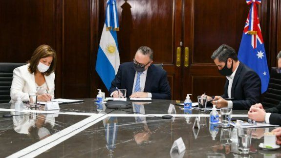 &nbsp;Carreras destacó la generación de fuentes de trabajo&nbsp;