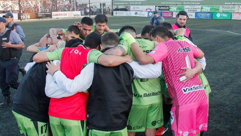 En el pino del Albinegro no habrá regalo de Navidad