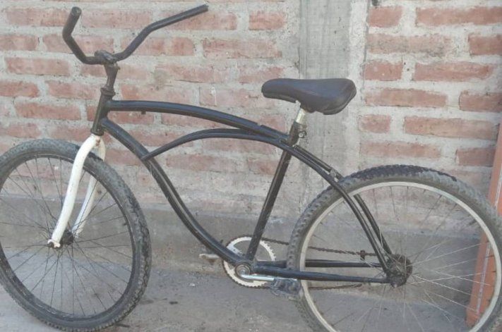 Un nene de 12 años devolvió la bici que había robado