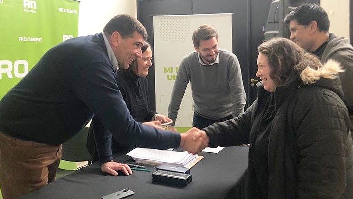 Cipoleños consiguieron la escritura de sus propiedades