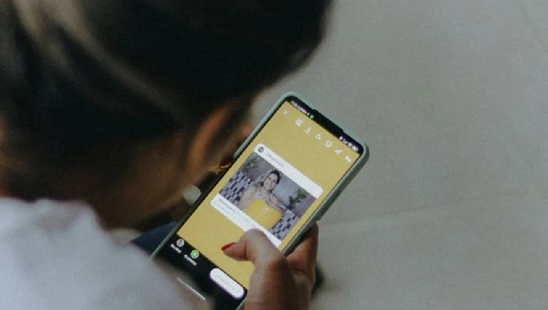 La discusión sobre el uso del celular en las escuelas es mundial y Río Negro no es la excepción.