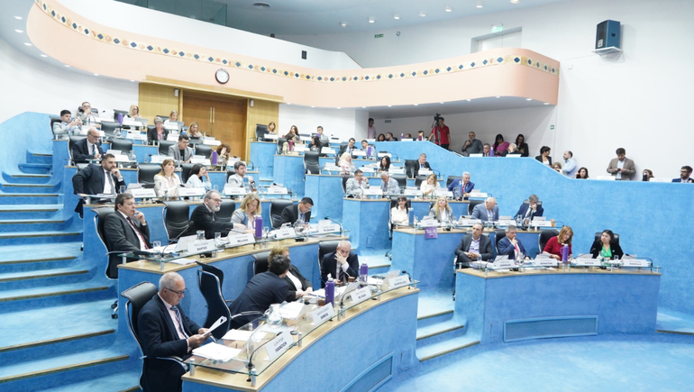 La Legislatura de Río Negro. La Legislatura de Río Negro.