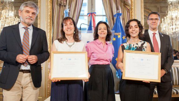 Docente del Balseiro fue distinguida en la Embajada de Francia en Argentina