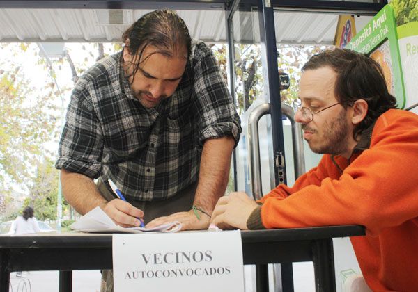 Autoconvocados  ya juntaron más  de 4 mil firmas