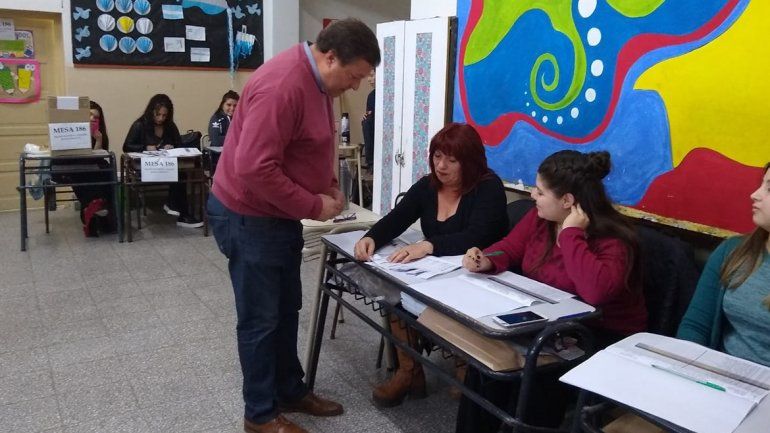 Votó Weretilneck: Tenemos ánimo de triunfo, estamos muy confiados