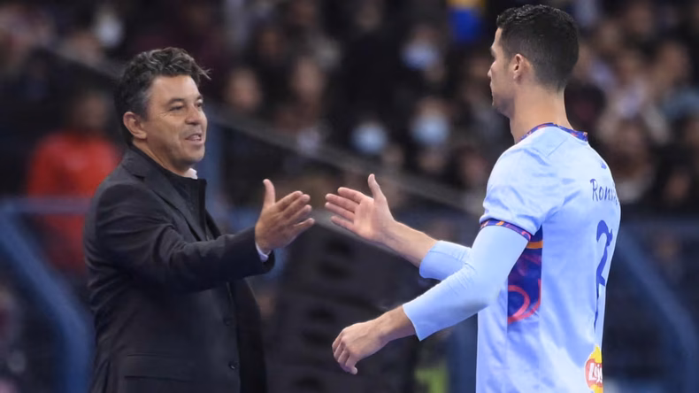 Gallardo contó cómo fue la charla con Cristiano: Si picaba, picaba