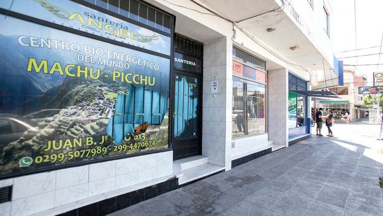 Tras la derrota de River, atacaron el local de Atahualpa y no se sabe nada del brujo