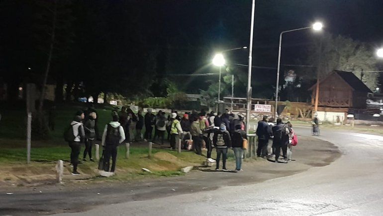 Cuánto se demora para llegar a Neuquén desde Cipolletti