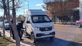 El insólito lugar en el que apareció en Cipolletti uno de los camiones robados en millonario golpe en Neuquén | LMCipolletti.com El insólito lugar en el que apareció en Cipolletti uno de los camiones robados en millonario golpe en Neuquén