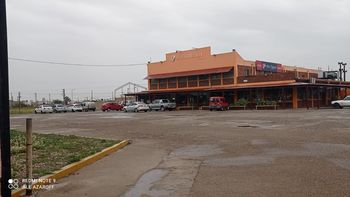 Con un boquete robaron 700 mil pesos de un supermercado&nbsp;