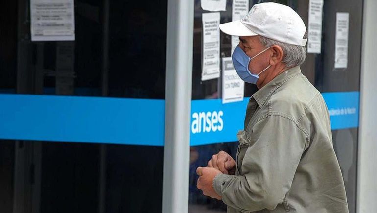 El ajuste sobre las jubilaciones tiene relación con la inflación.