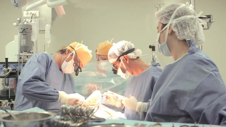 Cardiólogos alertan por la falta de insumos “atenta contra la vida de los pacientes