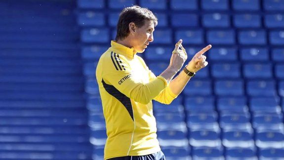 Al igual que con Defensa y Justicia, Úbeda será DT de Boca.