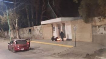 Qué pasa en el cementerio de Cipolletti por las noches.