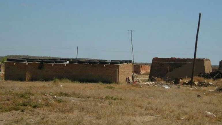 En la región cuesta encontrar ladrillos para la construcción.