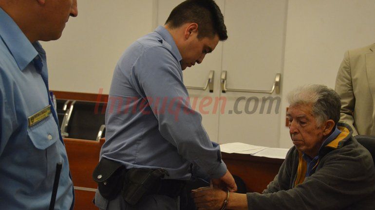 Acusaron al hombre de 76 años que mató a golpes a su esposa