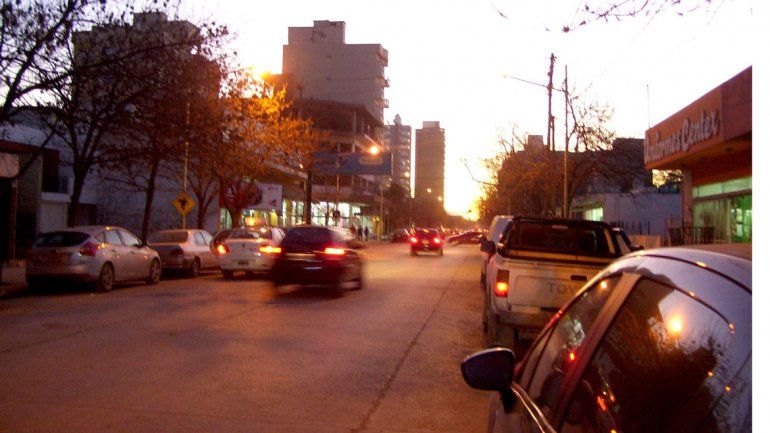 El sorpresivo robo de la rueda tuvo lugar en calle 9 de Julio.