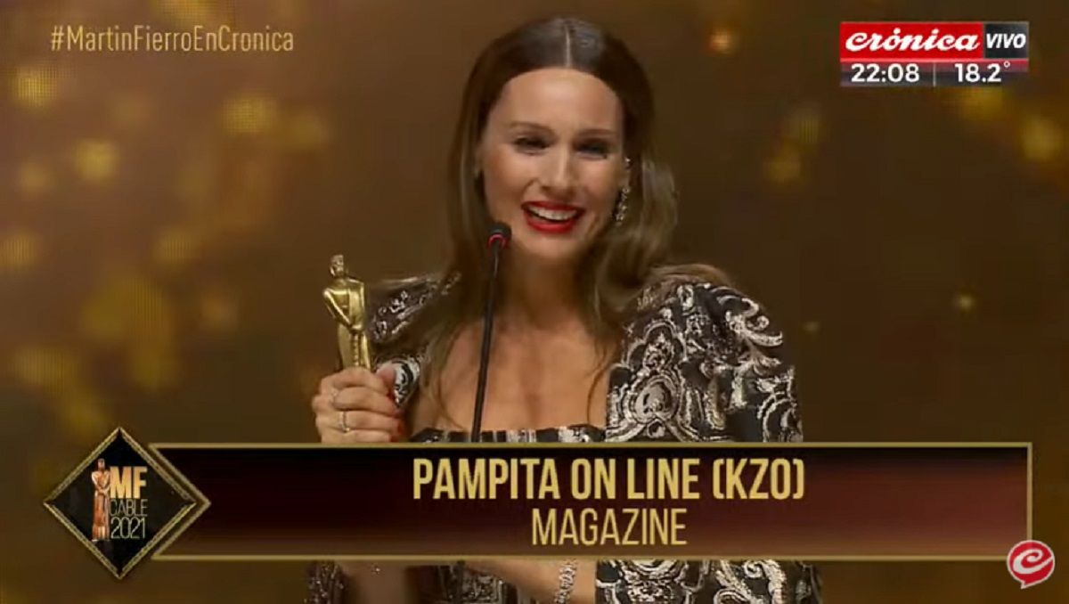 Pampita recibió un Martín Fierro y se emocionó