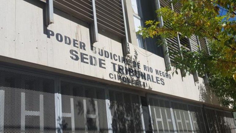 Multan a Telecom por engañar a clienta