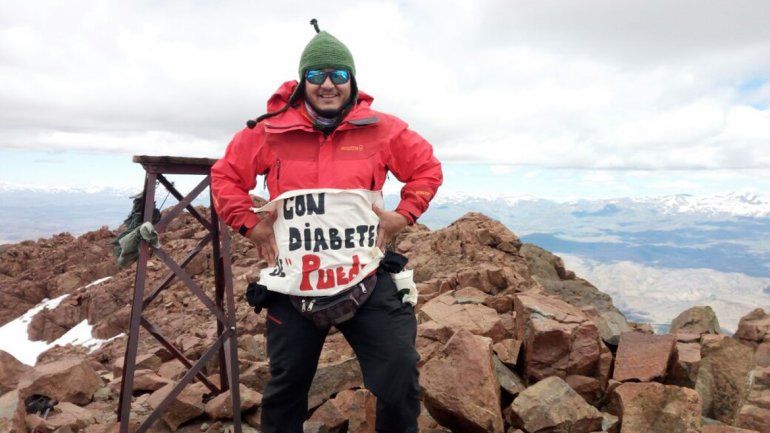 El cipoleño que vence la diabetes haciendo cumbre en los volcanes