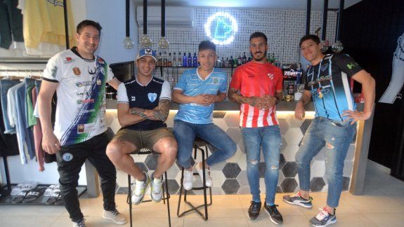 ¿Con pinta de candidatos? Silva, Ramos, Azaguate, Villa y Sepúlveda, en la producción de LMN.
